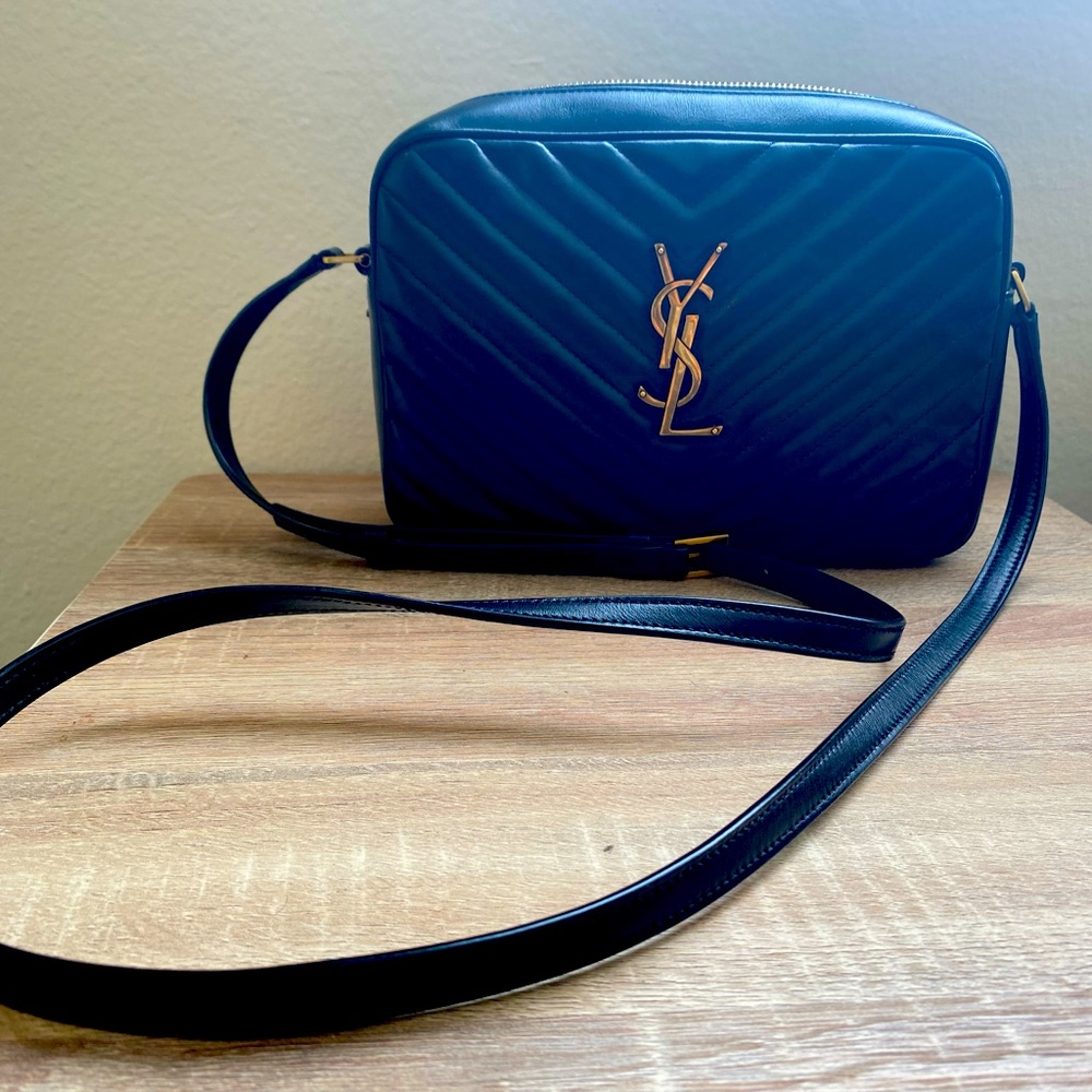 Saint Laurent Lou Medium YSL camera bag